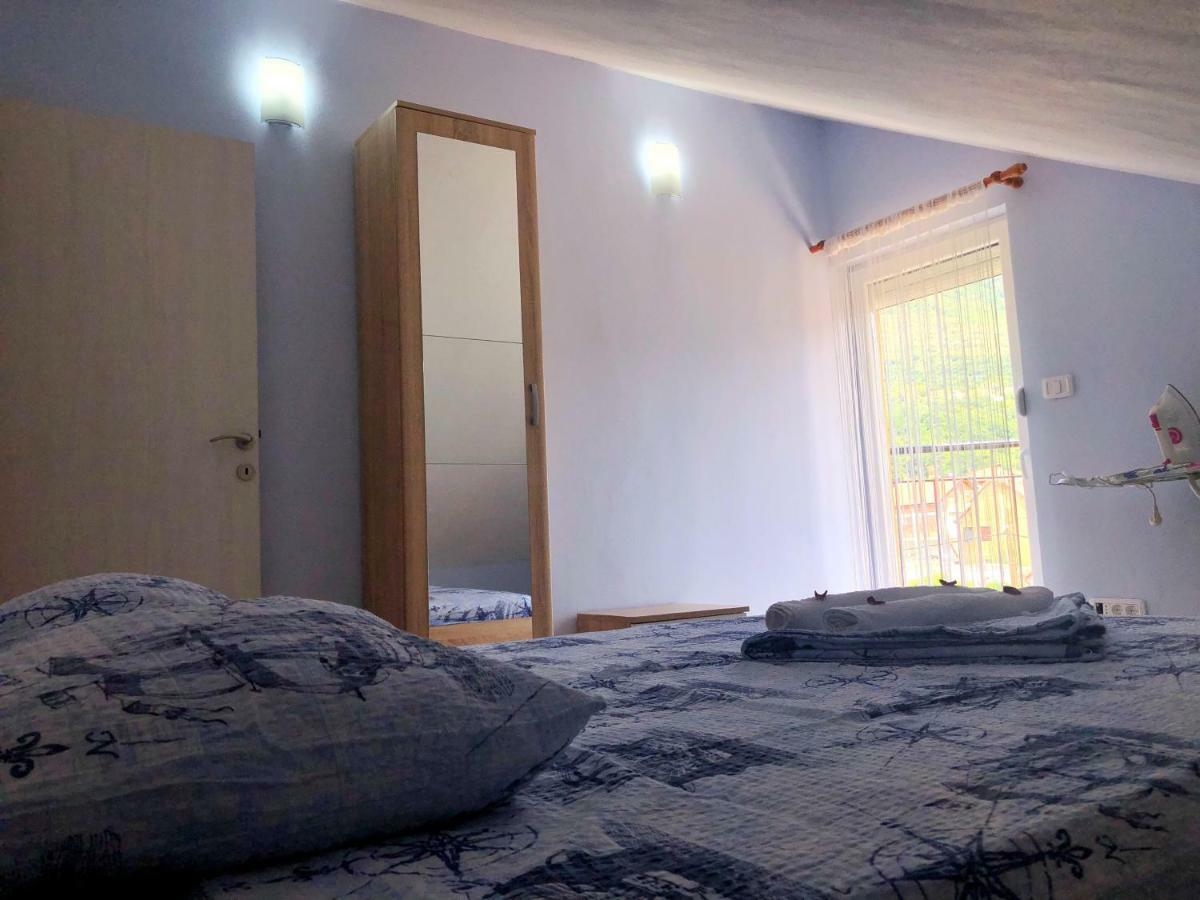 Apartments Simic Kamenari Luaran gambar